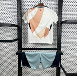 Alternative view of Kits Enfants Espagne 2025 Féminin